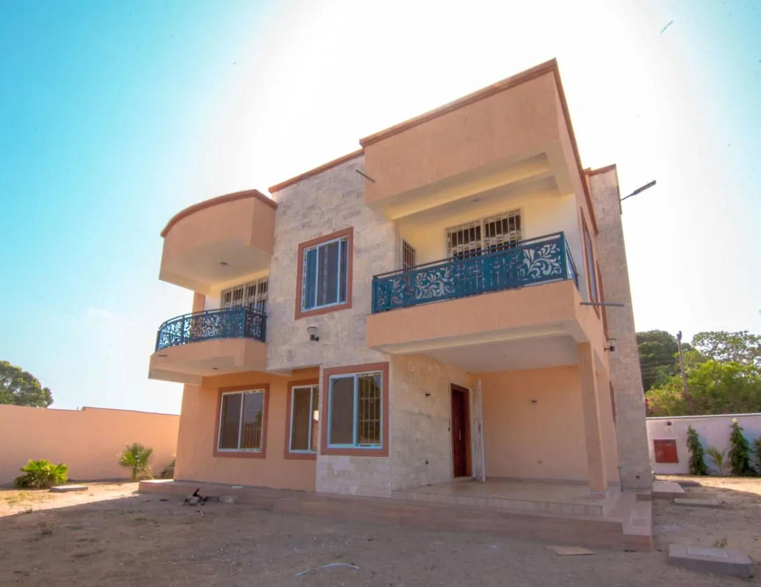 4 Bedroom Maisonette — Malindi