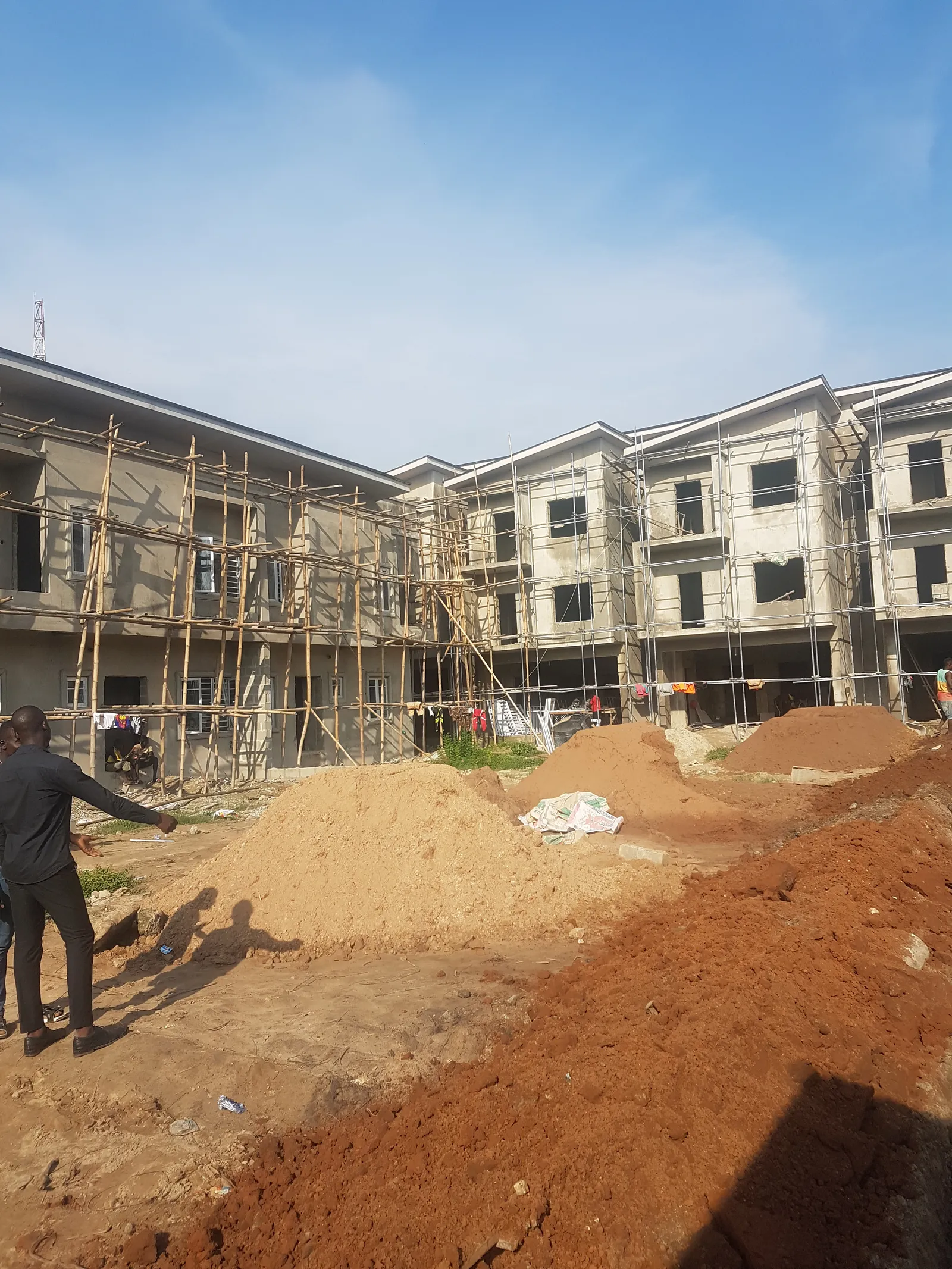 Nomad Grandville Court