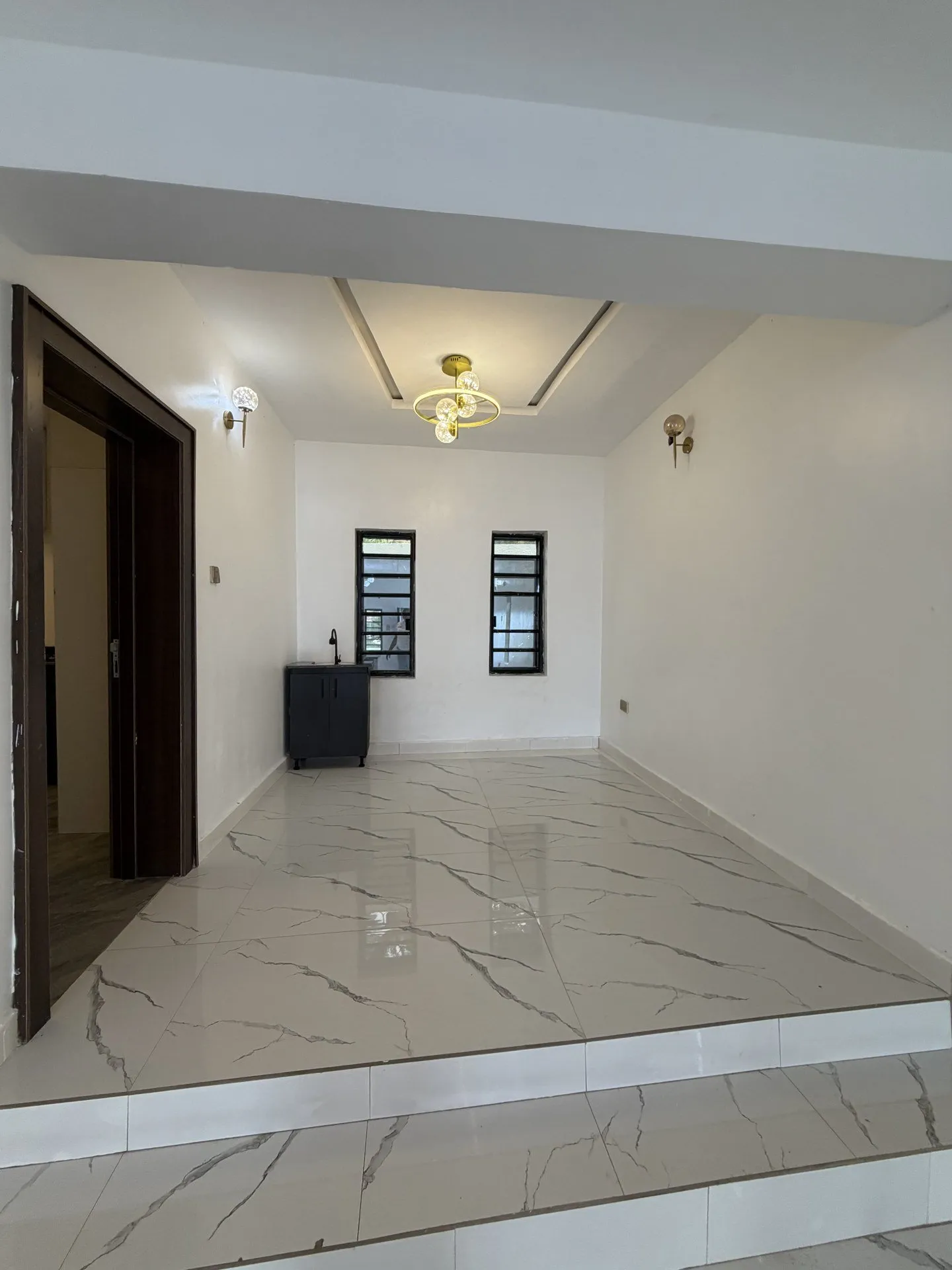 Affordable 4-bedroom Duplex with Gatehouse photo 3