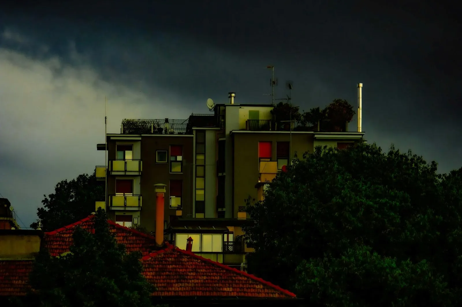 Pacific Apartments