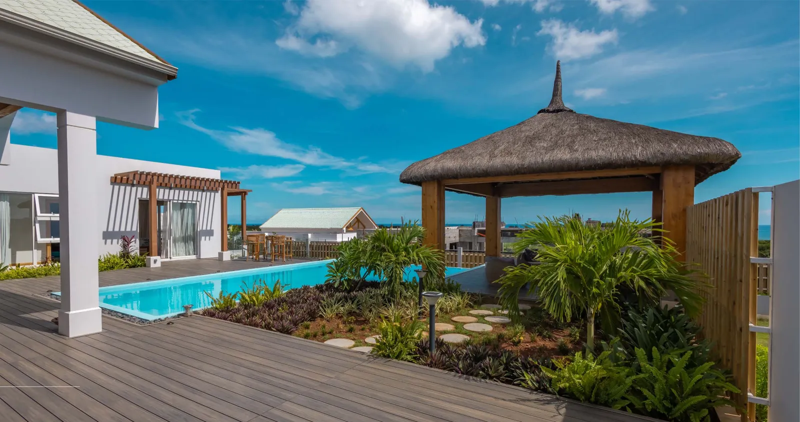 West Coast Albion Villas