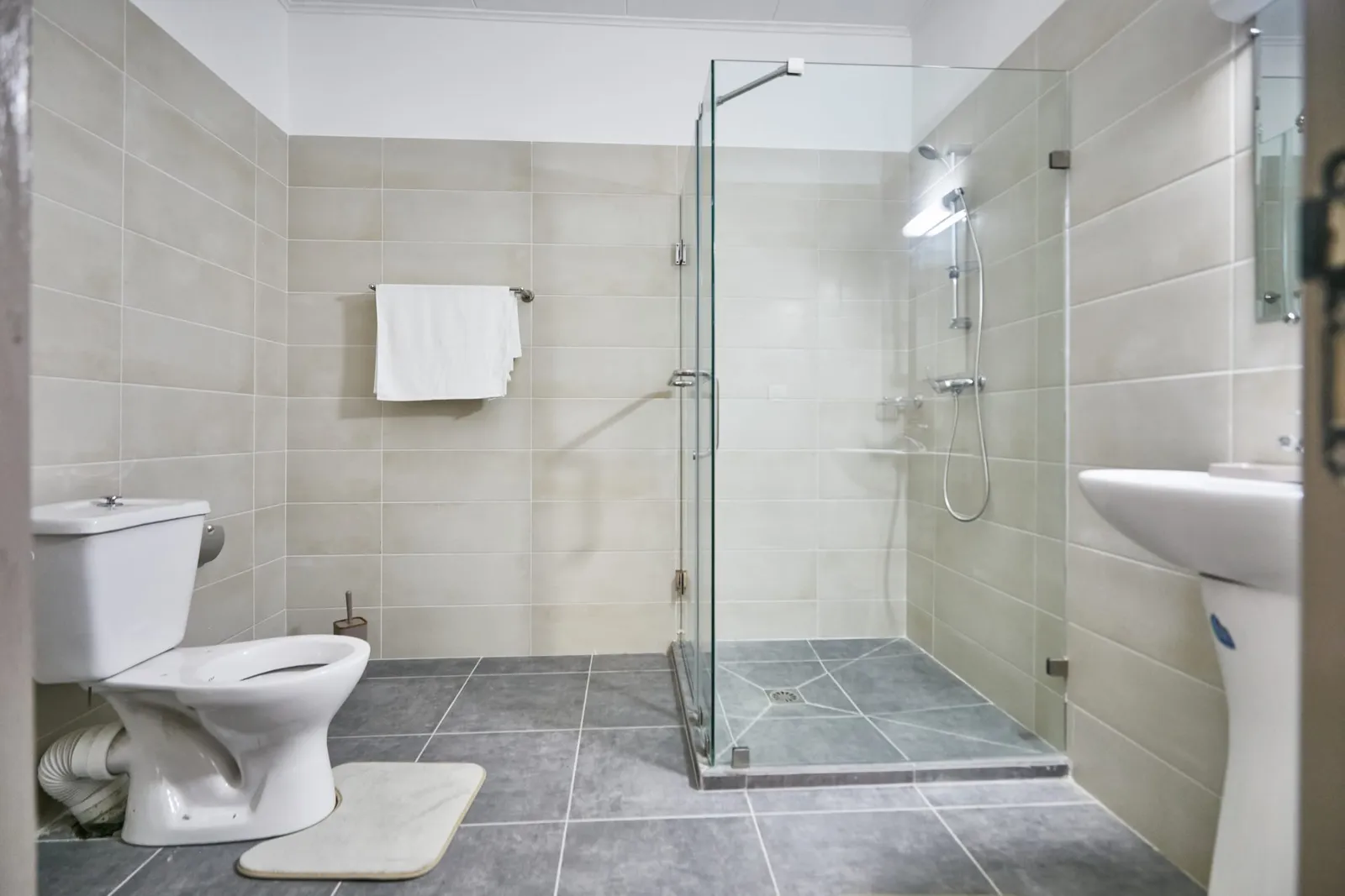 Bati Homes — Libreville