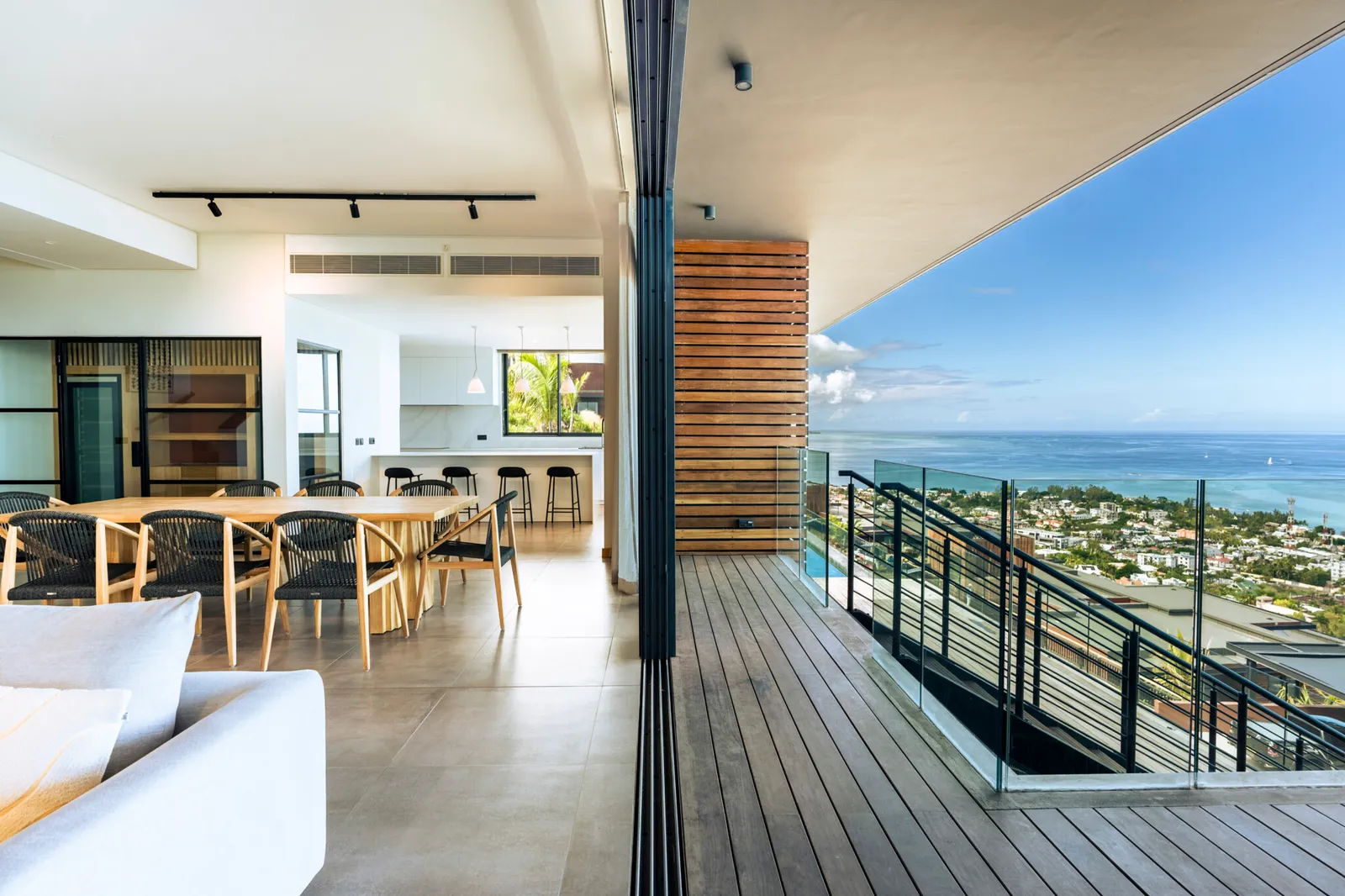 Legend Hill Residences & Spa — Rivière Noire