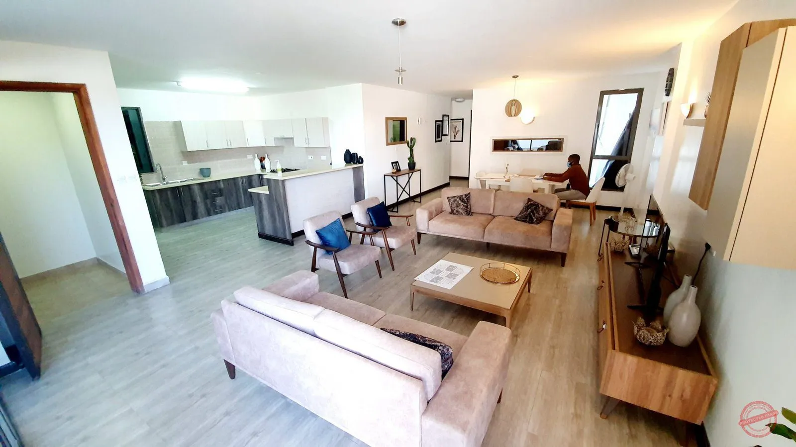 Roseville 3 BR + DSQ APARTMENT — Nairobi