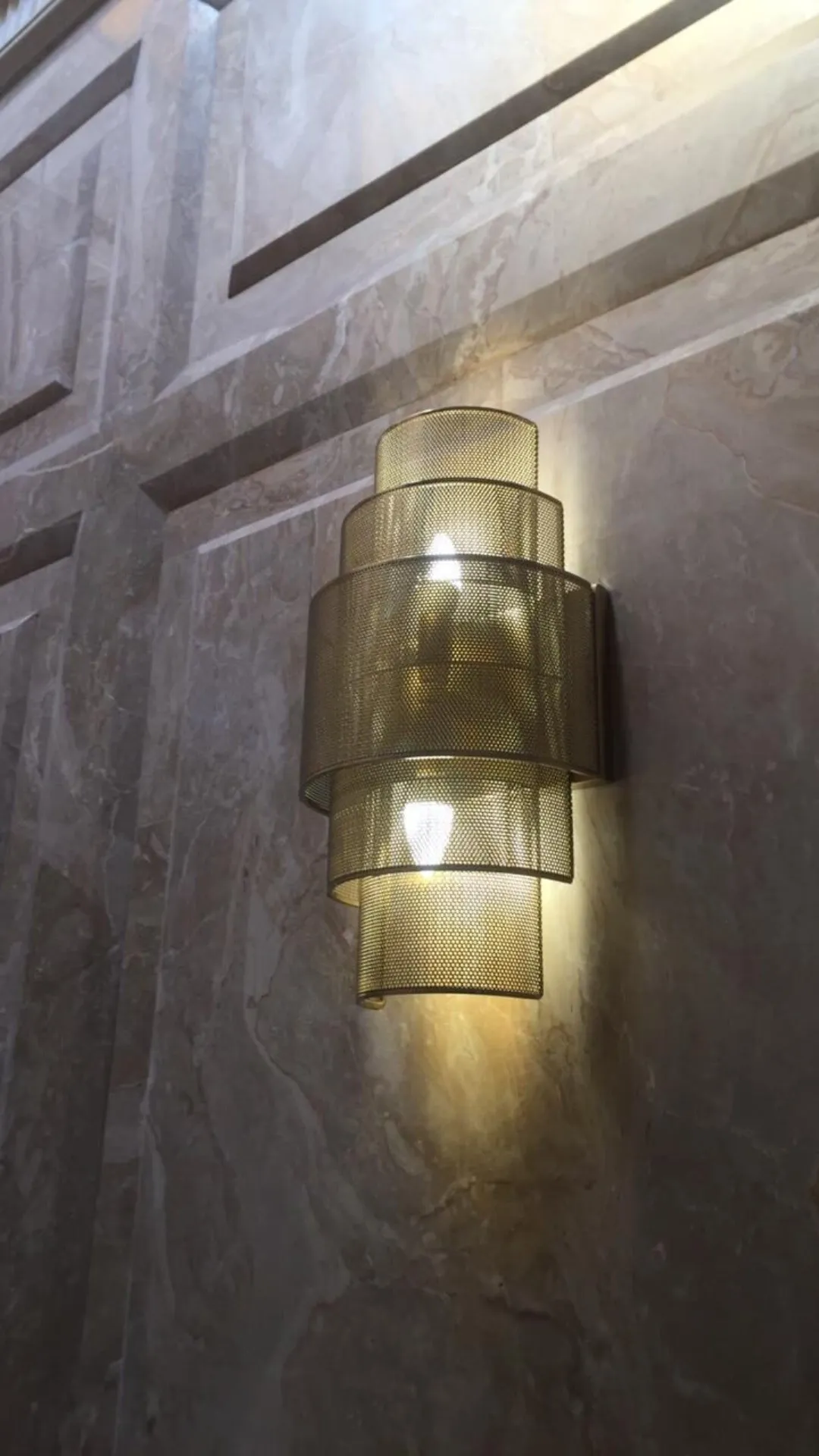 Queen Plaza — Alexandria
