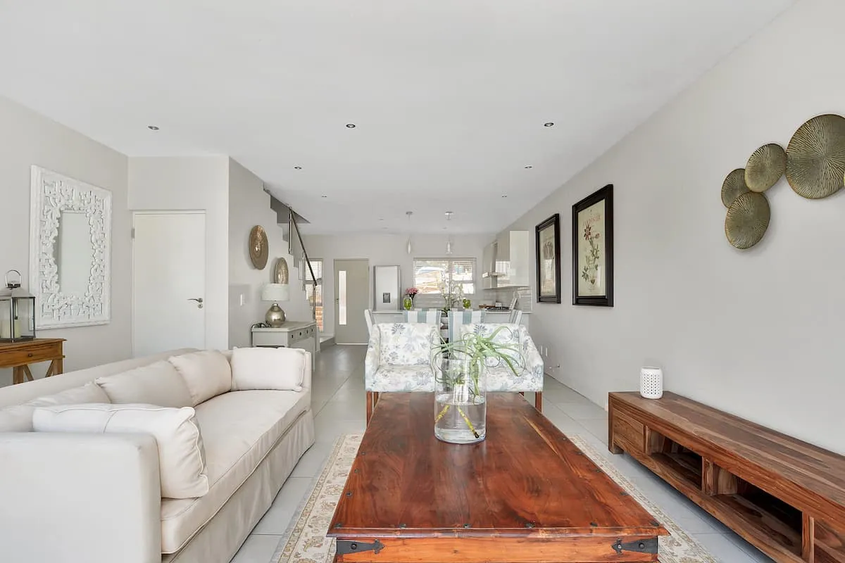 Pepper Tree Lane — Linden