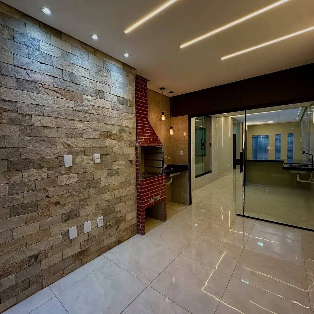 Family 3 Bedroom Bungalow — Tema