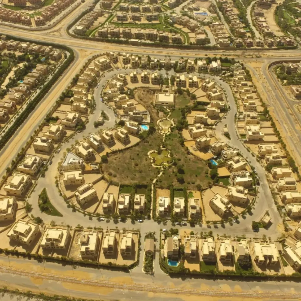 ZIZINIA GARDENS — Cairo