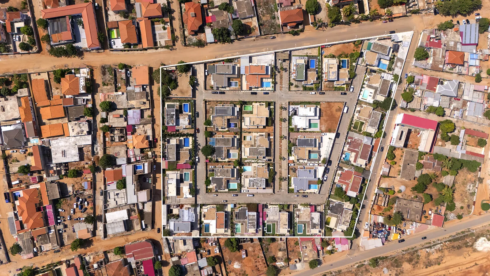Russinha Condominium — Luanda