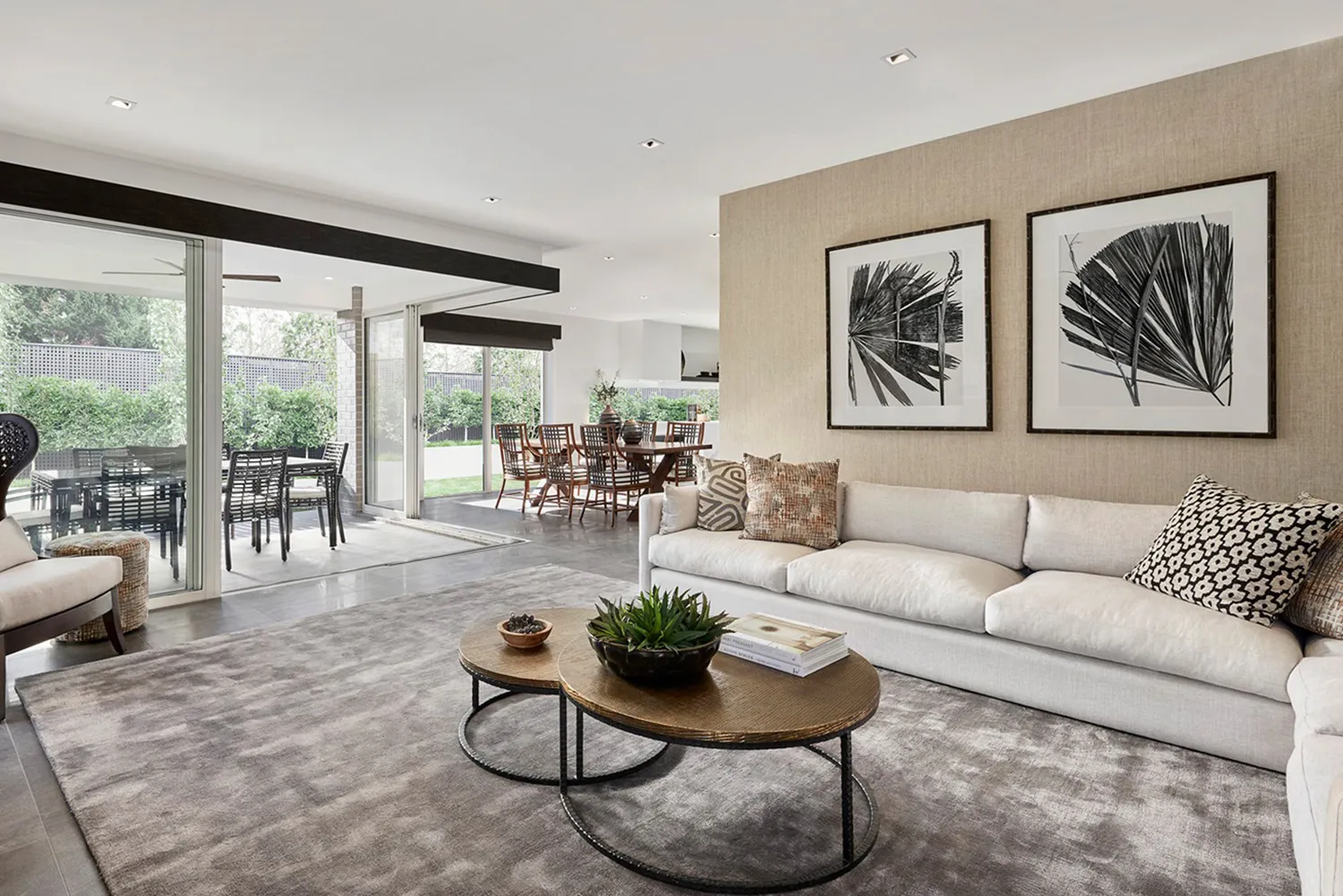 home-designs_mbona-lounge2