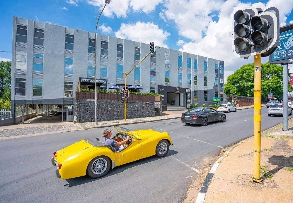 382 Jan Smuts — Johannesburg