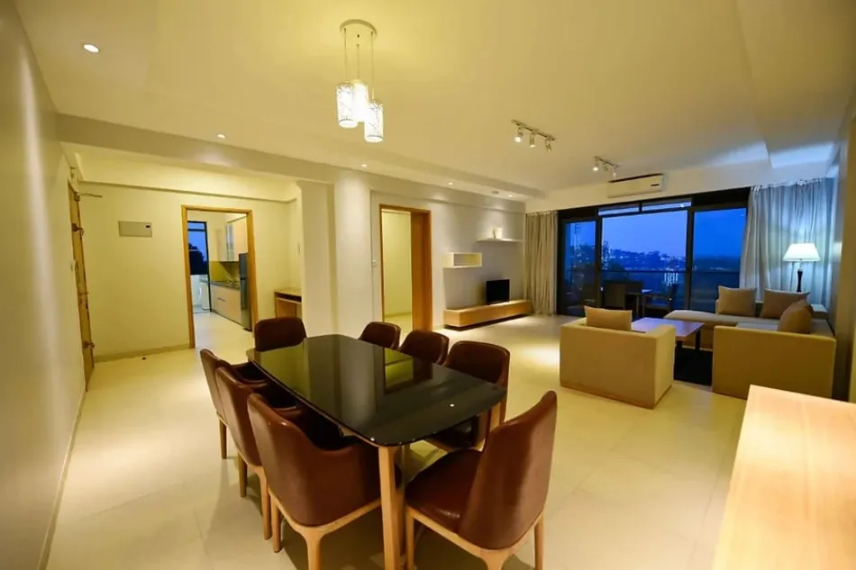 THE ROYAL PALMS NAKASERO (PLOT 1A BAKER ROAD)
