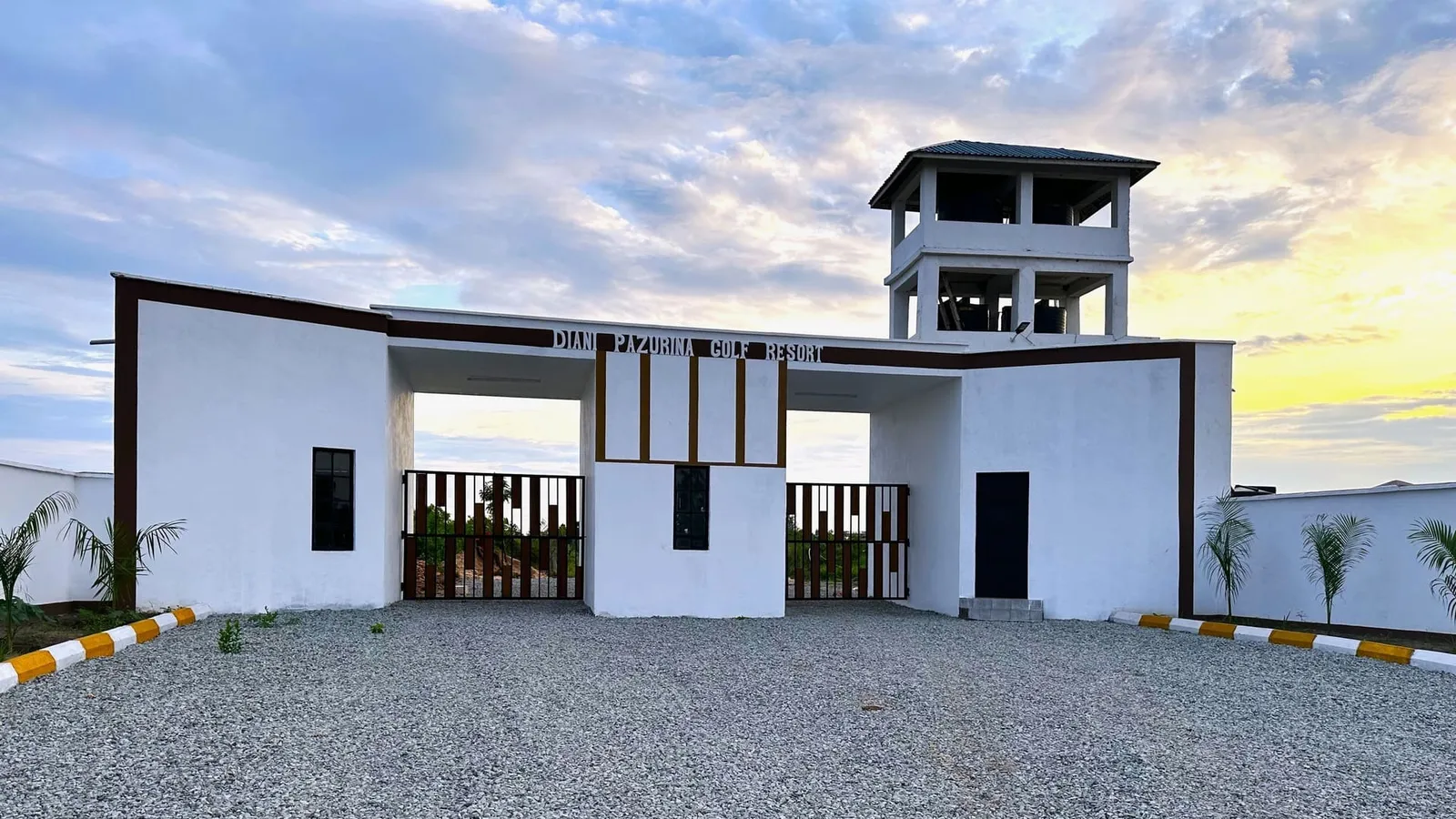 Pazurina Golf Resort — Diani