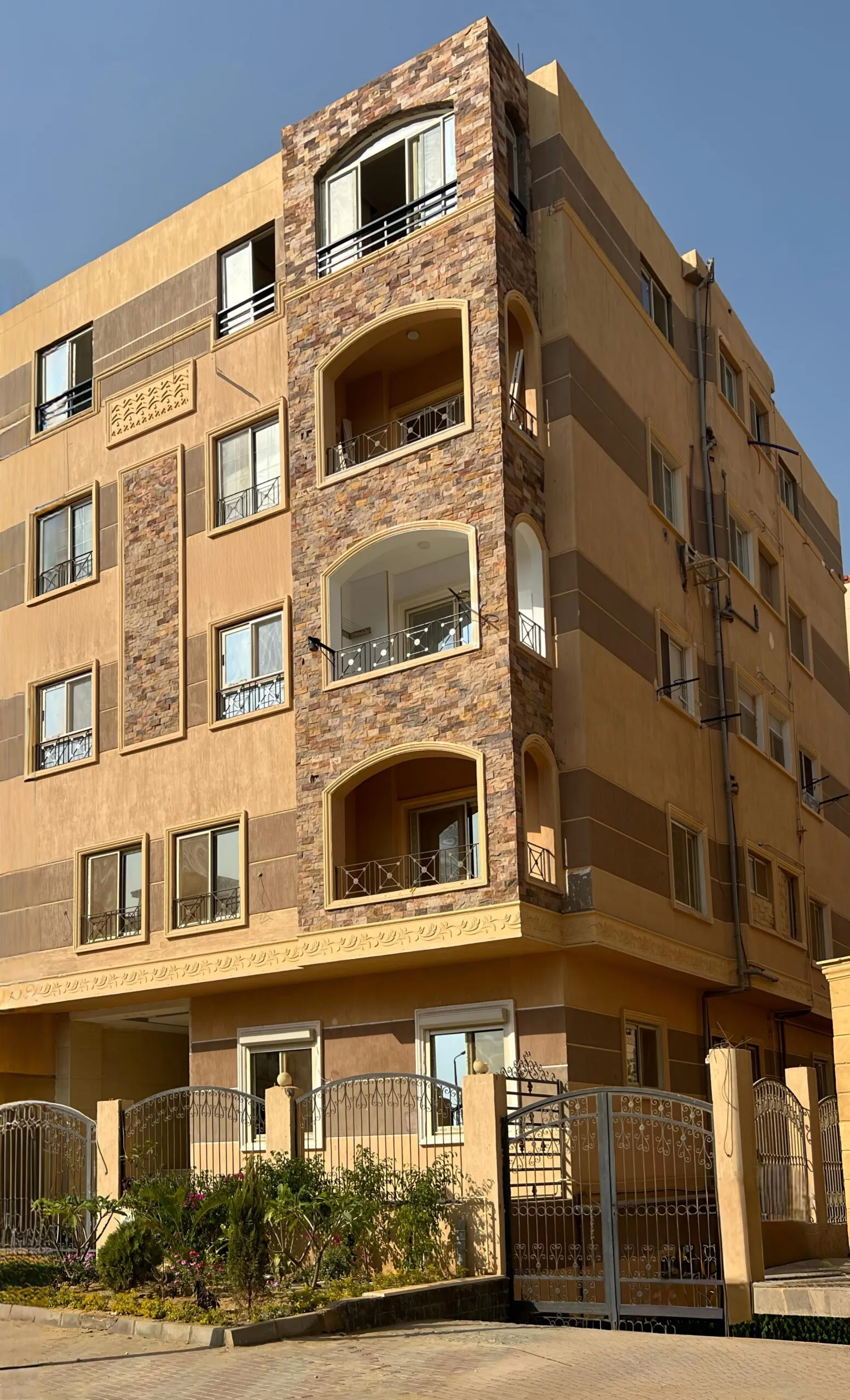 35 Gardenia — Cairo