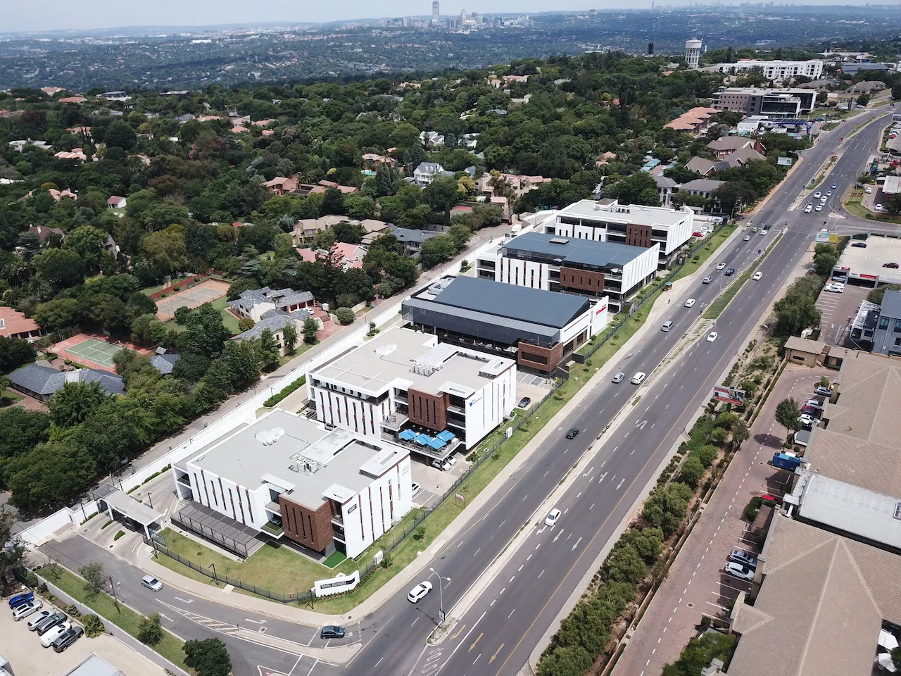 The Main Straight Office Park, Bryanston — Bryanston