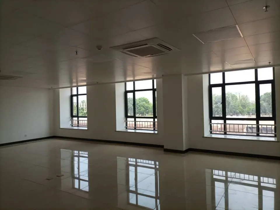 COMMERCIAL SPACE FOR RENT