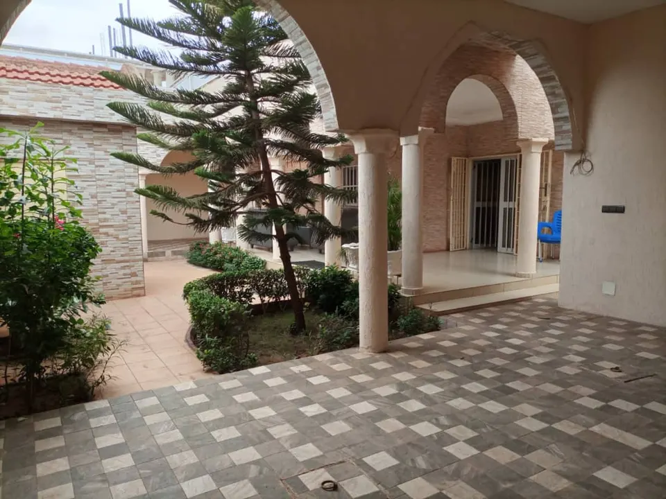A COMMERCIAL BUILDING